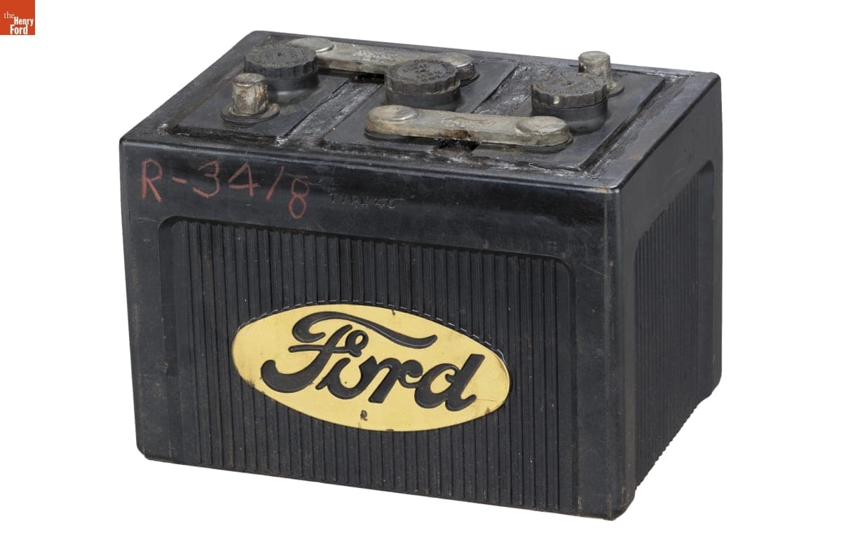 Replica Ford Type 40 Storage Battery
