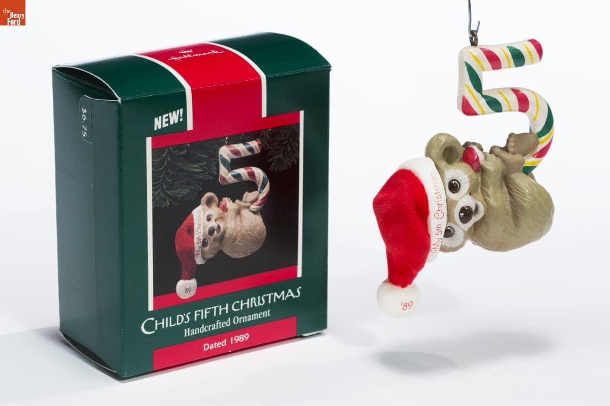 Hallmark "Child's Age Collection: Child's Fifth Christmas" Christmas Ornament, 1989