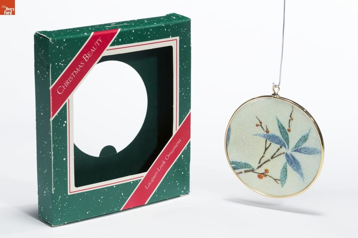 Hallmark "Christmas Beauty" Christmas Ornament, 1986