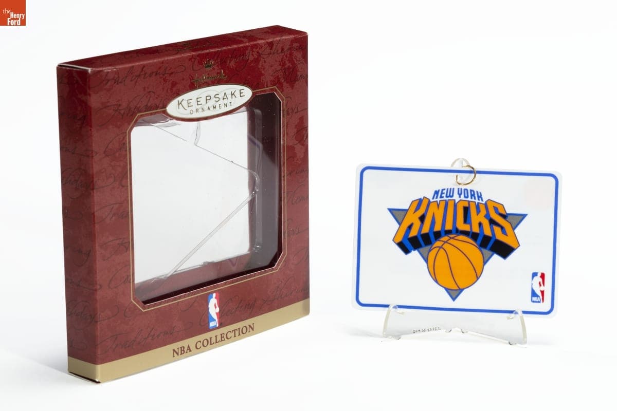 Hallmark "NBA Collection: New York Knickerbockers" Christmas Ornament, 1997