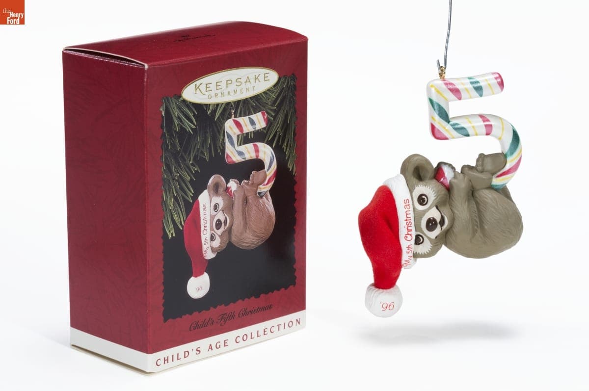 Hallmark "Child's Age Collection: Child's Fifth Christmas" Christmas Ornament, 1996