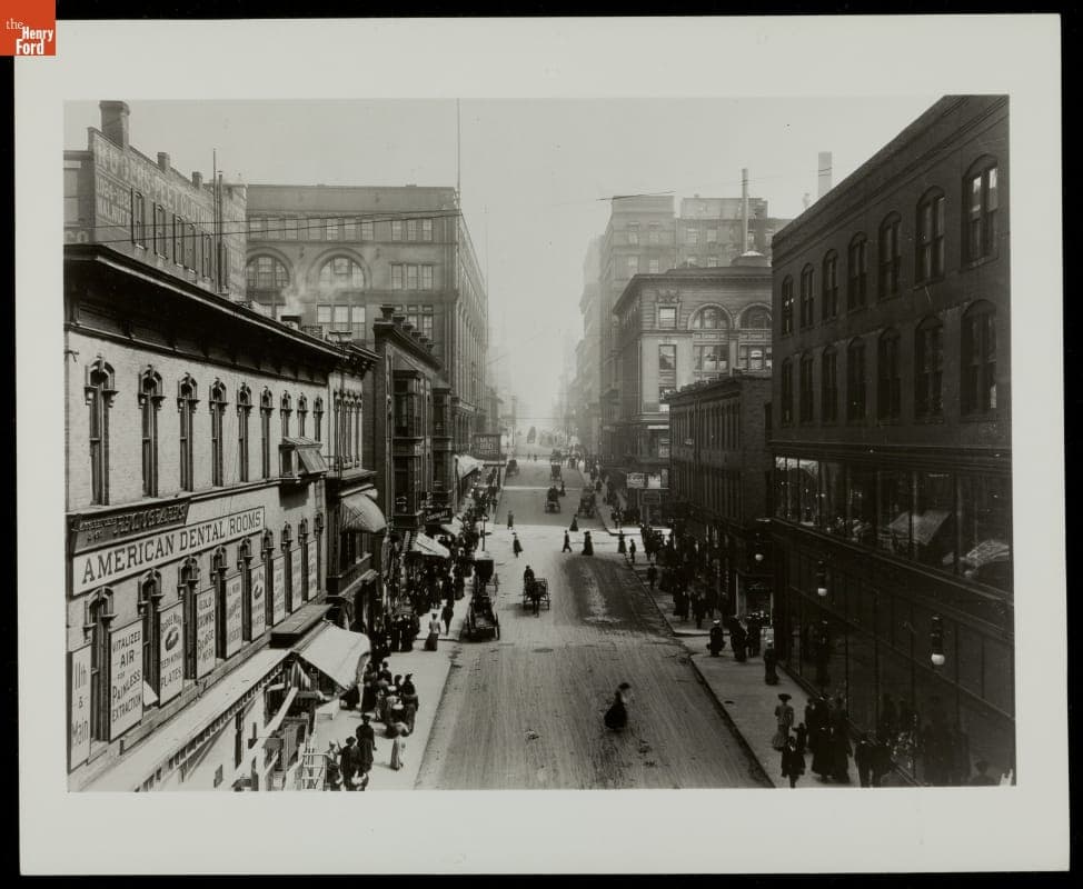 Petticoat Lane, Kansas City, Missouri, circa 1906