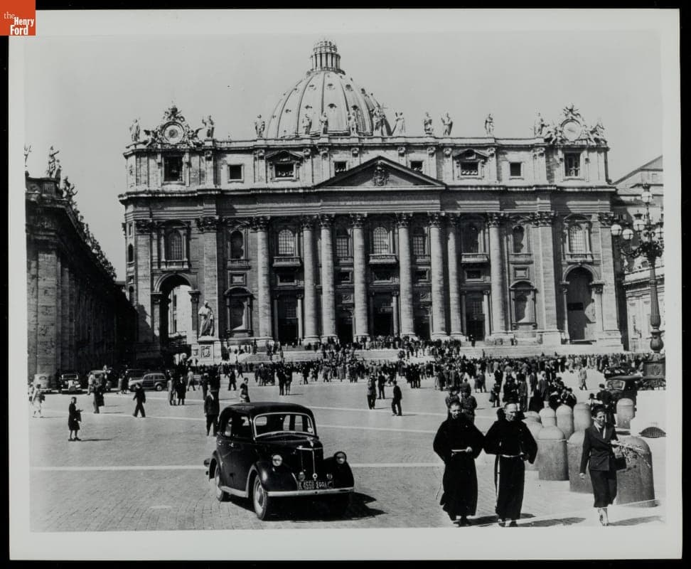 Saint Peter's Square, Rome, Italy, 1950