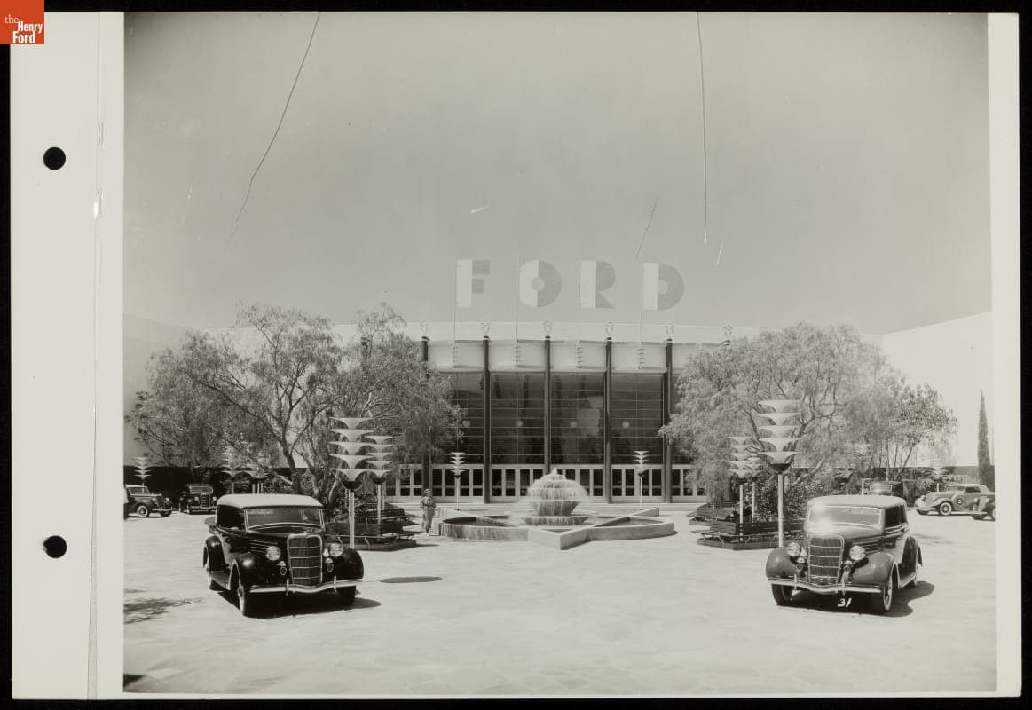 Open Air Courtyard, Ford Building, California Pacific International Exposition, San Diego, 1935