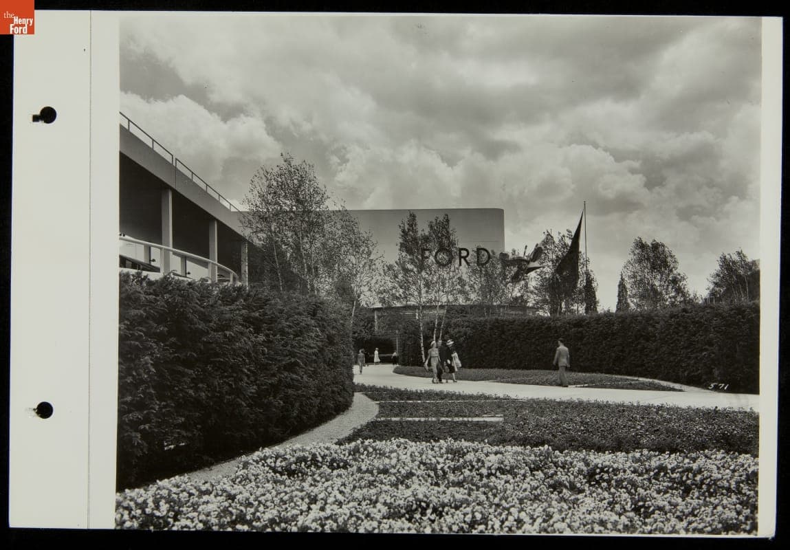 Garden near Ford Building, Ford Exposition, New York World's Fair, 1939