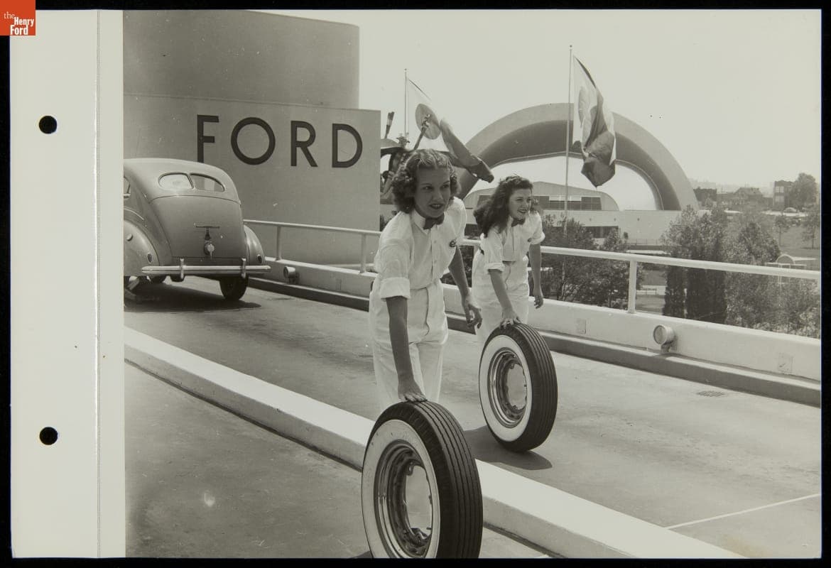 Florida Girls at Ford Exposition, New York World's Fair, 1939