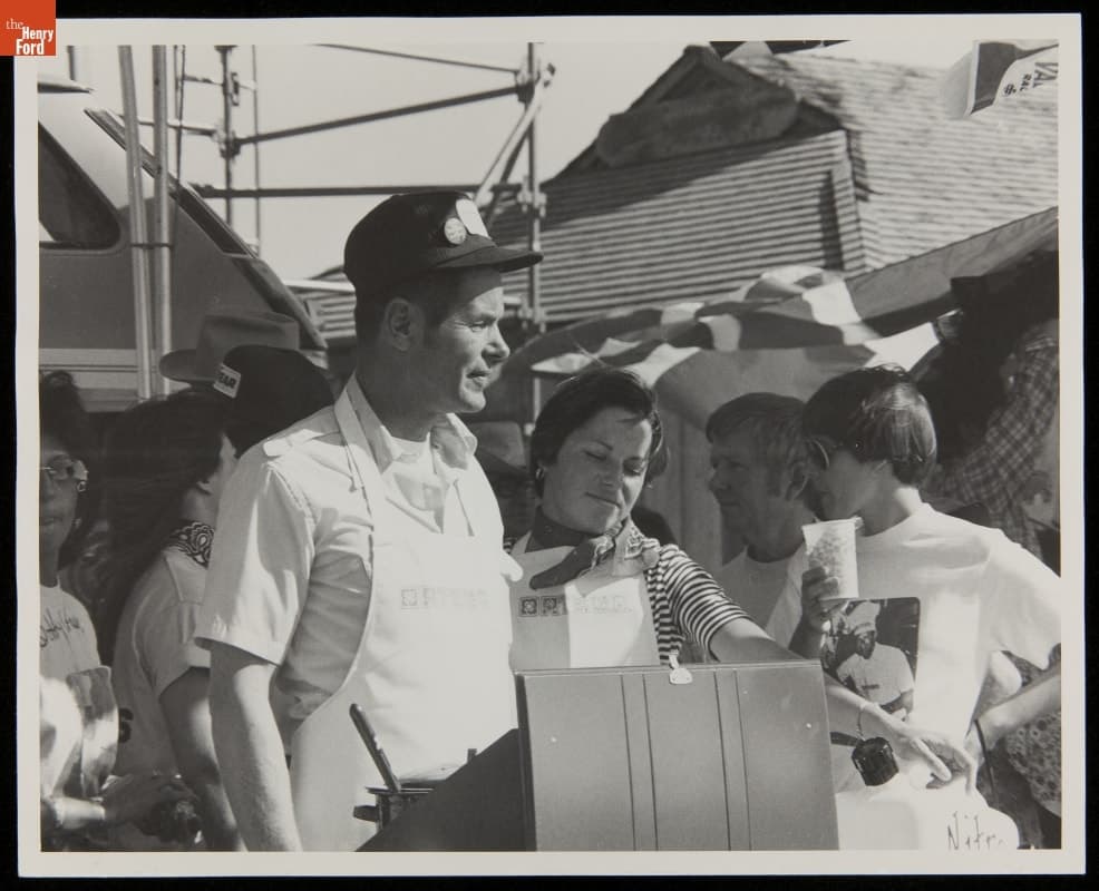 Bobby Unser Collection--Photographs--Racing--1976 Chili Cook Off--Item8