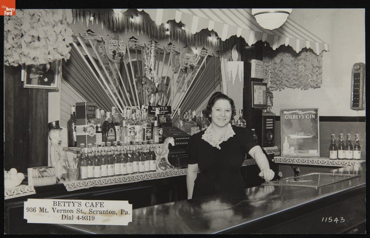 Betty's Café, Scranton, Pennsylvania, circa 1940