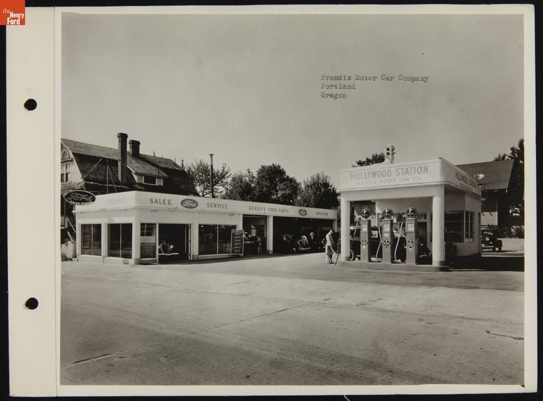 Super Service Station, Francis Motor Car Company, Portland, Oregon, August 1934