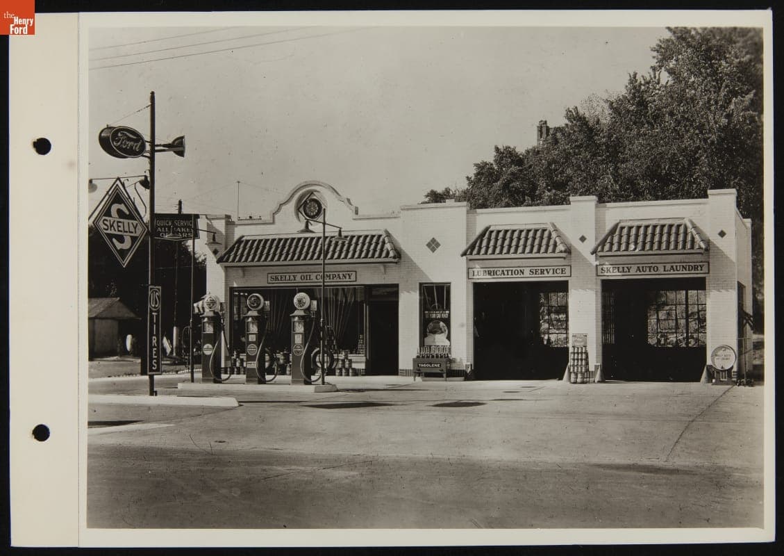 Super Service Station, Pawhuska Motor Company, Oklahoma City, Oklahoma, August 1934