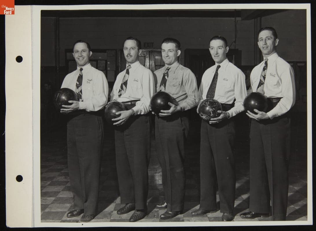 Ford Engineering Bowling League Championship Team, Ambassador Alleys, April 1944