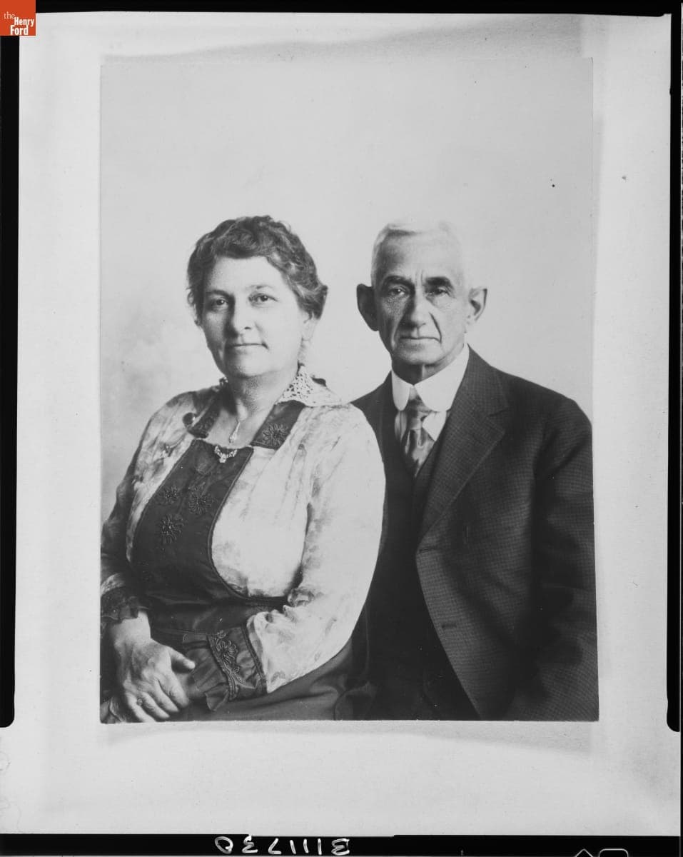 Portrait of Isabelle and J.R. Jones, before 1924