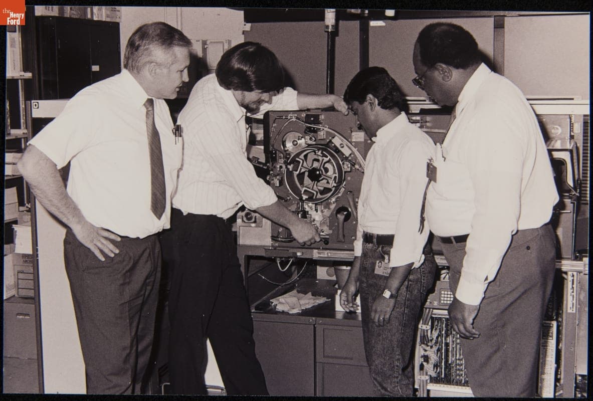 Unisys TO777 Printer Transfer Team, 1991