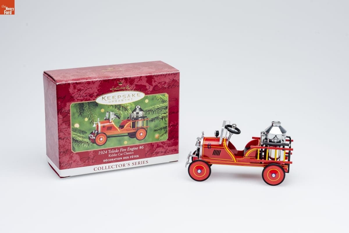 Hallmark "Kiddie Car Classics Series: 1924 Toledo Fire Engine #6" Christmas Ornament, 2000