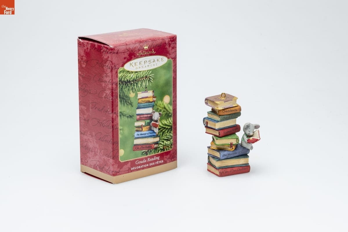 Hallmark "Gouda Reading" Christmas Ornament, 2001