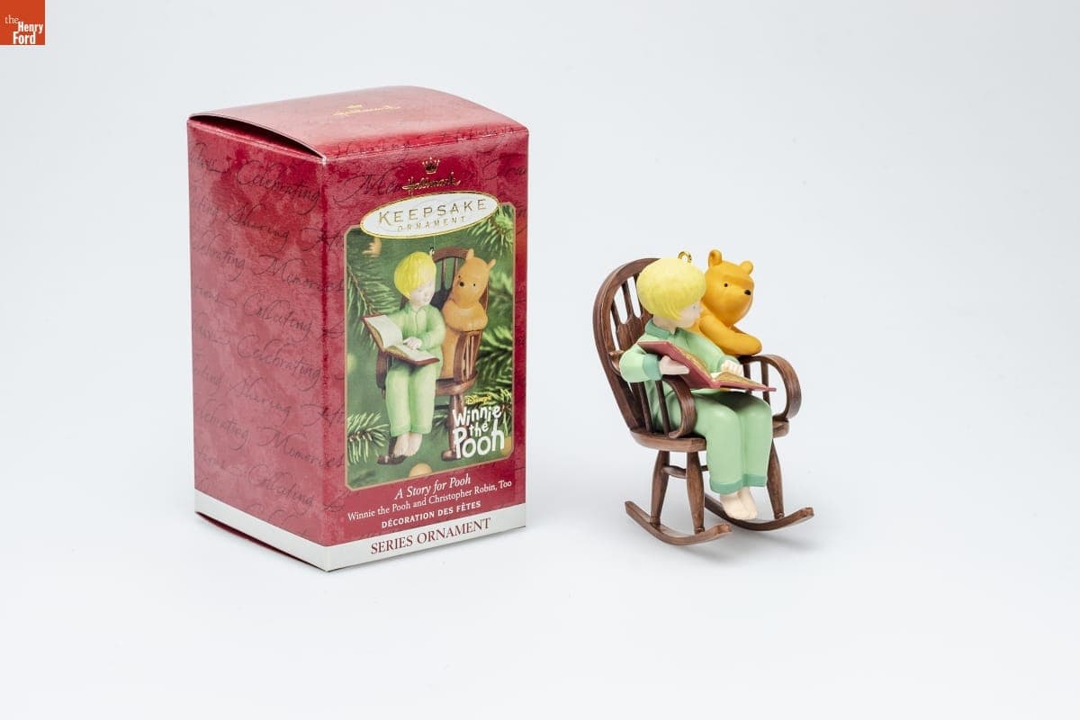 Hallmark "Winnie the Pooh and Christopher Robin, Too Series: A Story for Pooh" Christmas Ornament, 2001