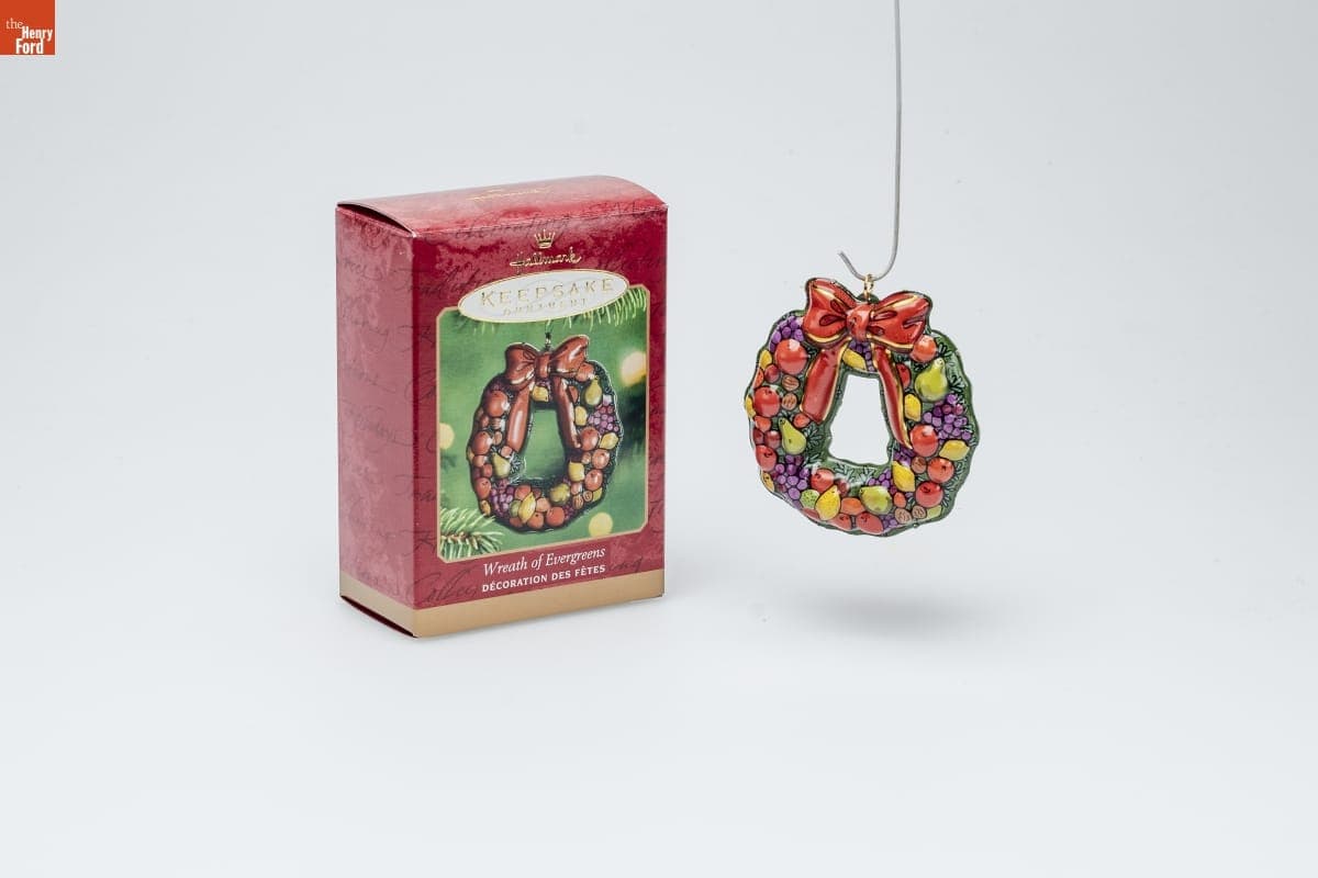 Hallmark "Wreath of Evergreens" Christmas Ornament, 2001