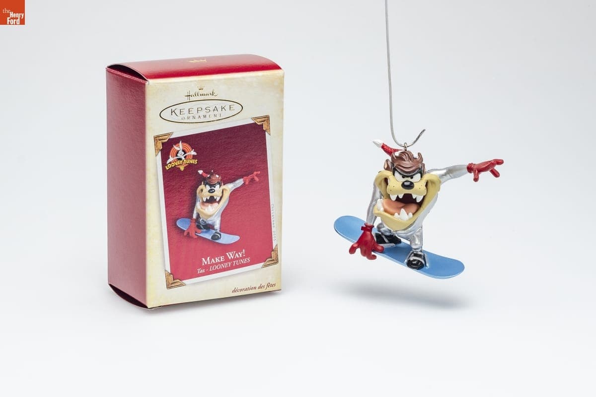 Hallmark "LOONEY TUNES Taz: Make Way!" Christmas Ornament, 2005