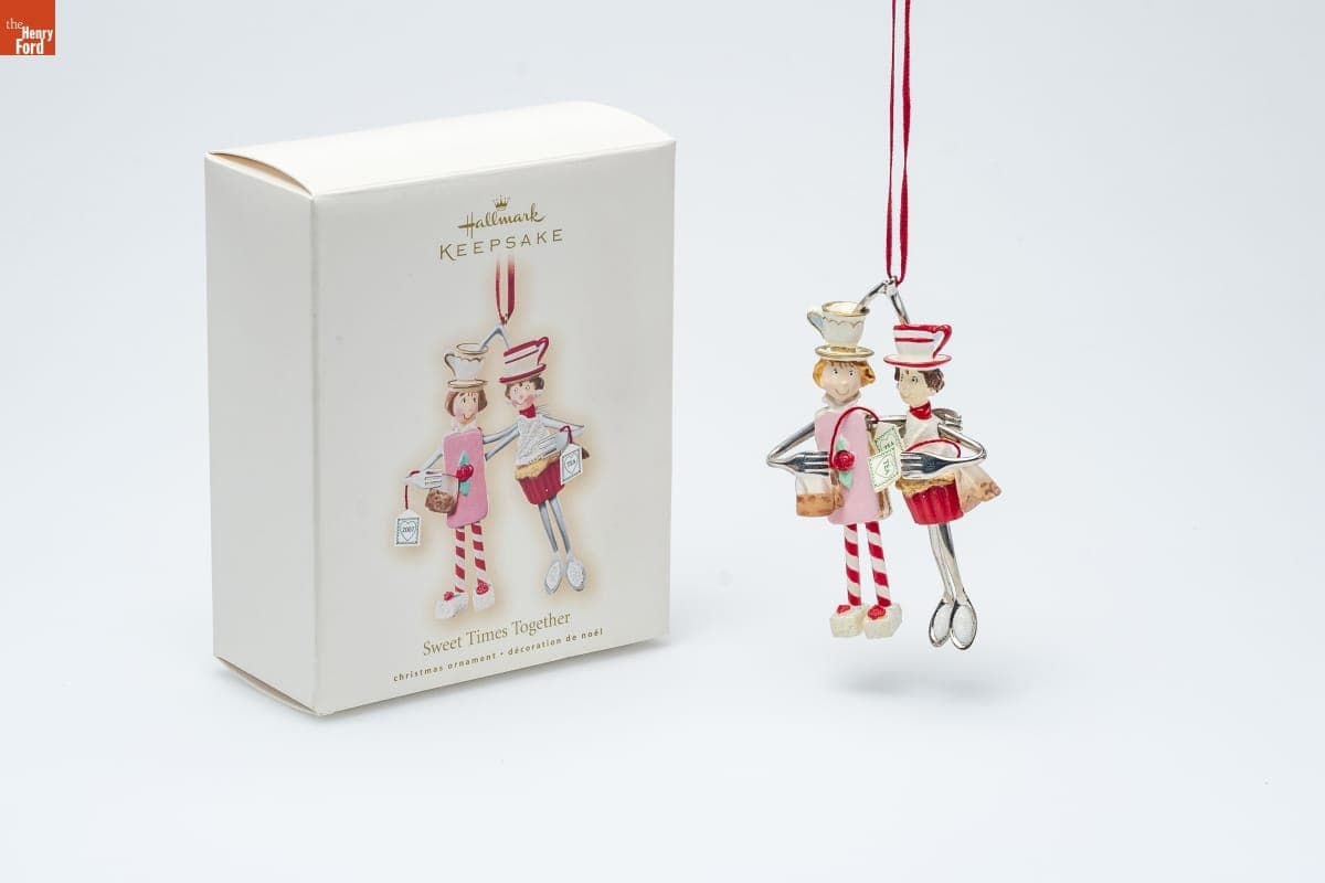 Hallmark "Sweet Times Together" Christmas Ornament, 2007