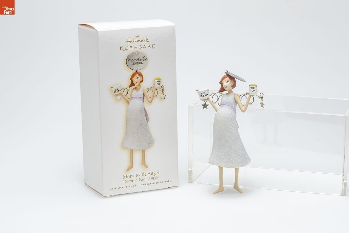 Hallmark "Down-to-Earth Angels Collection: Mom-to-Be Angel" Christmas Ornament, 2009