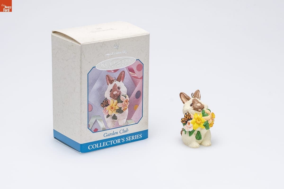 Hallmark "Garden Club Series" Spring Ornament, 1998