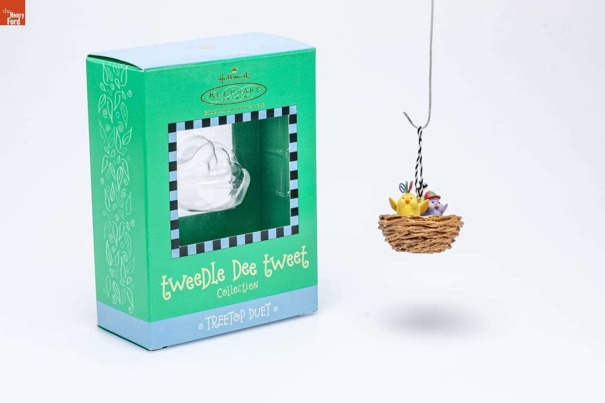 Hallmark "Tweedle Dee Tweet Collection: Treetop Duet" Spring Ornament, 2003