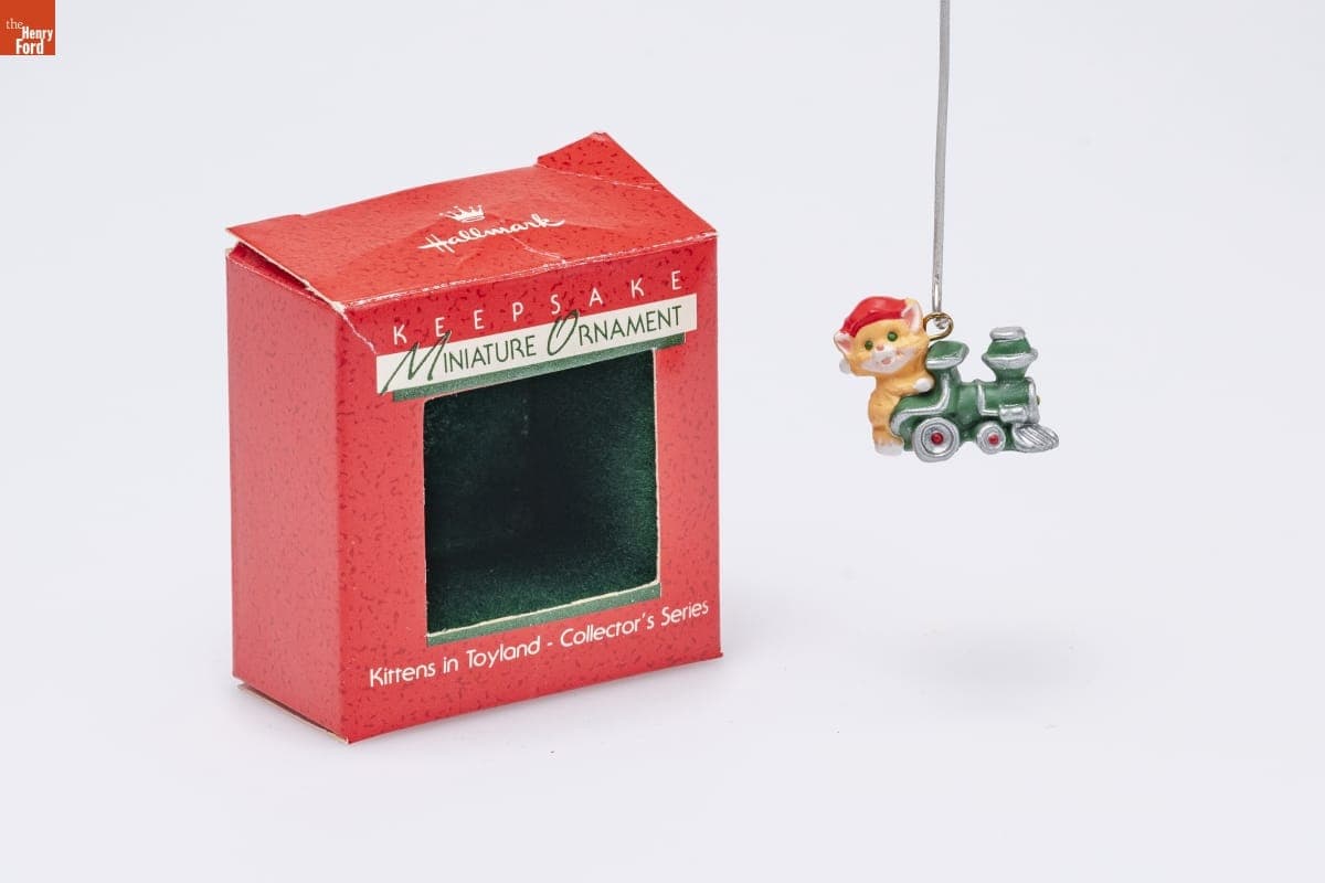 Hallmark "Kittens in Toyland Series" Miniature Christmas Ornament, 1988