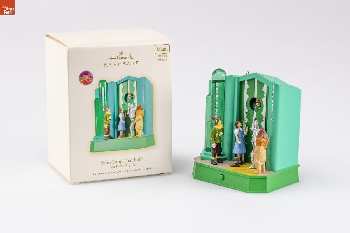 Hallmark "The Wizard of Oz: Who Rang That Bell?" Christmas Ornament, 2008