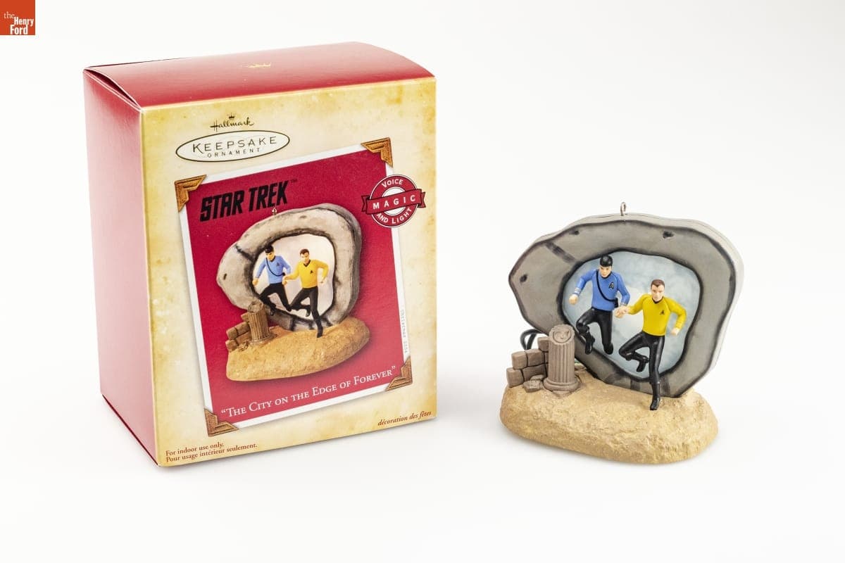 Hallmark "STAR TREK: The City on the Edge of Forever" Christmas Ornament, 2004