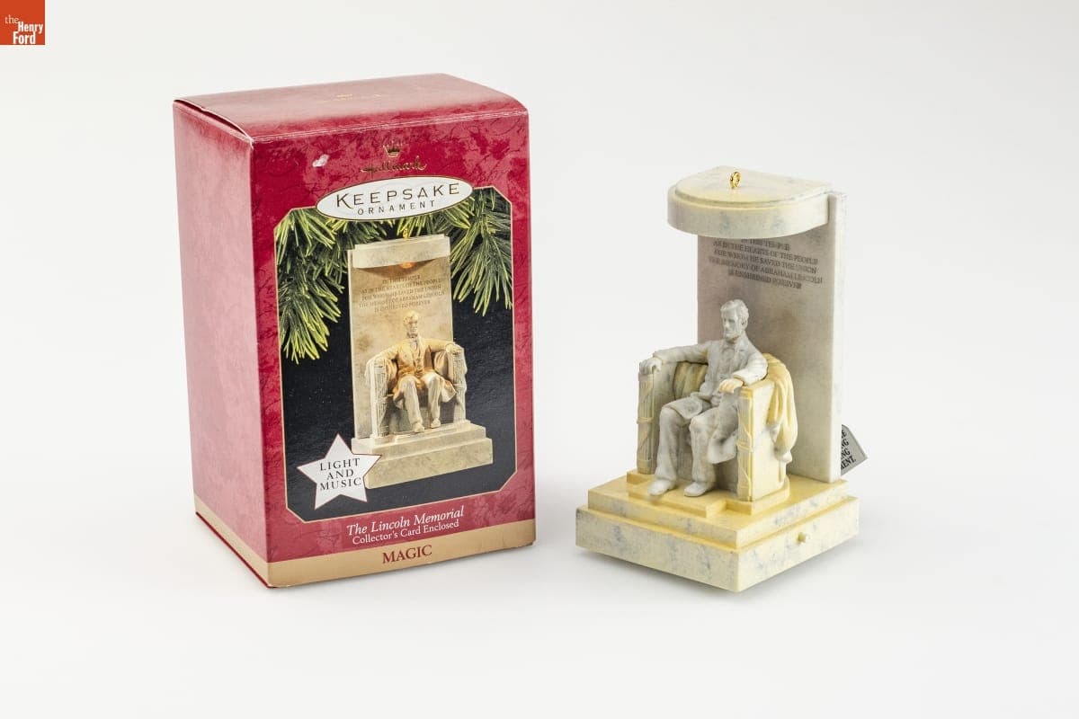 Hallmark "The Lincoln Memorial" Christmas Ornament, 1997