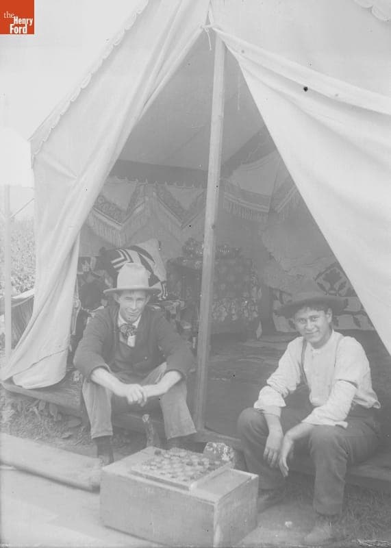 Gypsies Playing Checkers, 1890-1915