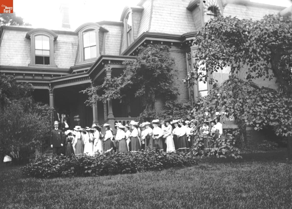 Children's Museum, Group of Women, 1890-1915
