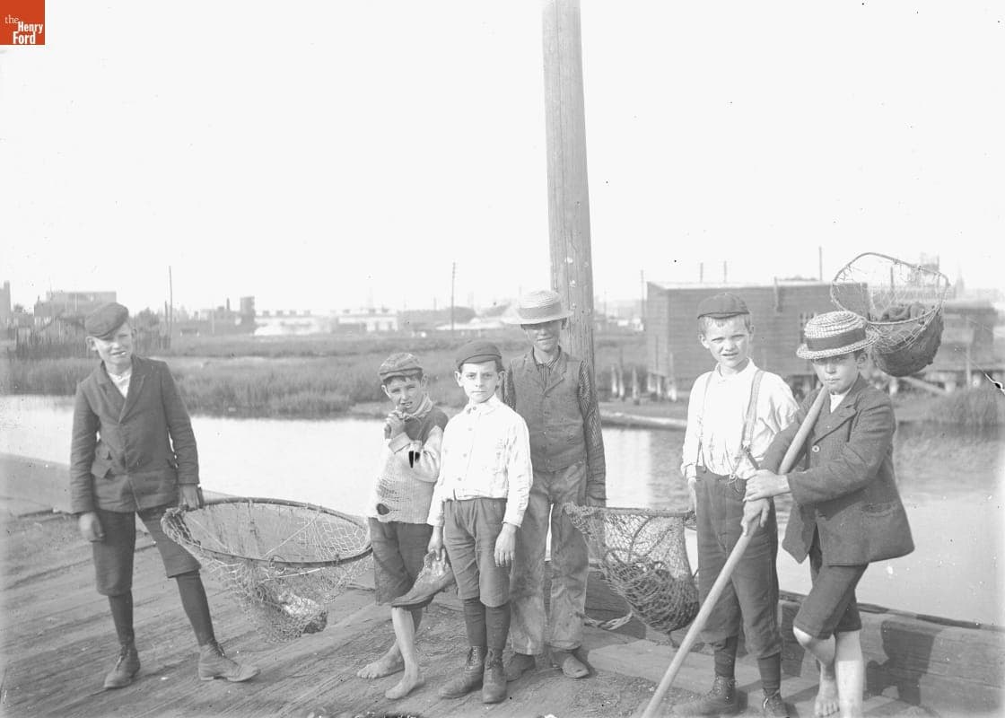 Erie Basin, Young Crabbers, 1890-1915