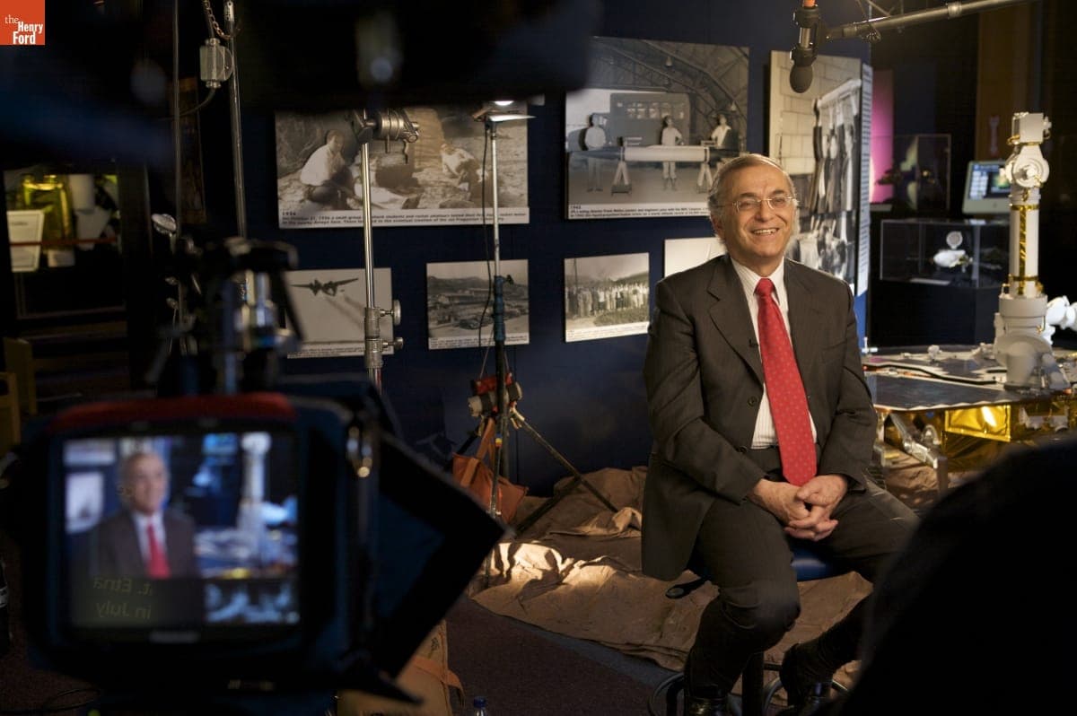Oral History Interview with Charles Elachi, February 24, 2009--Photographs--Digital Images--Item 20