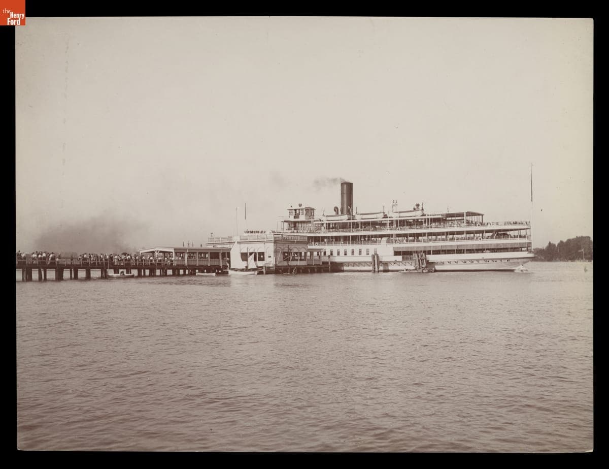 Steamer Columbia at Bois Blanc Park, Ontario, circa 1903
