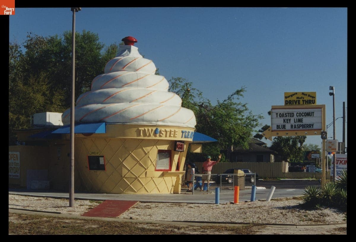 "Twistee Treat" Ice Cream Stand, Sarasota, Florida, March 2001