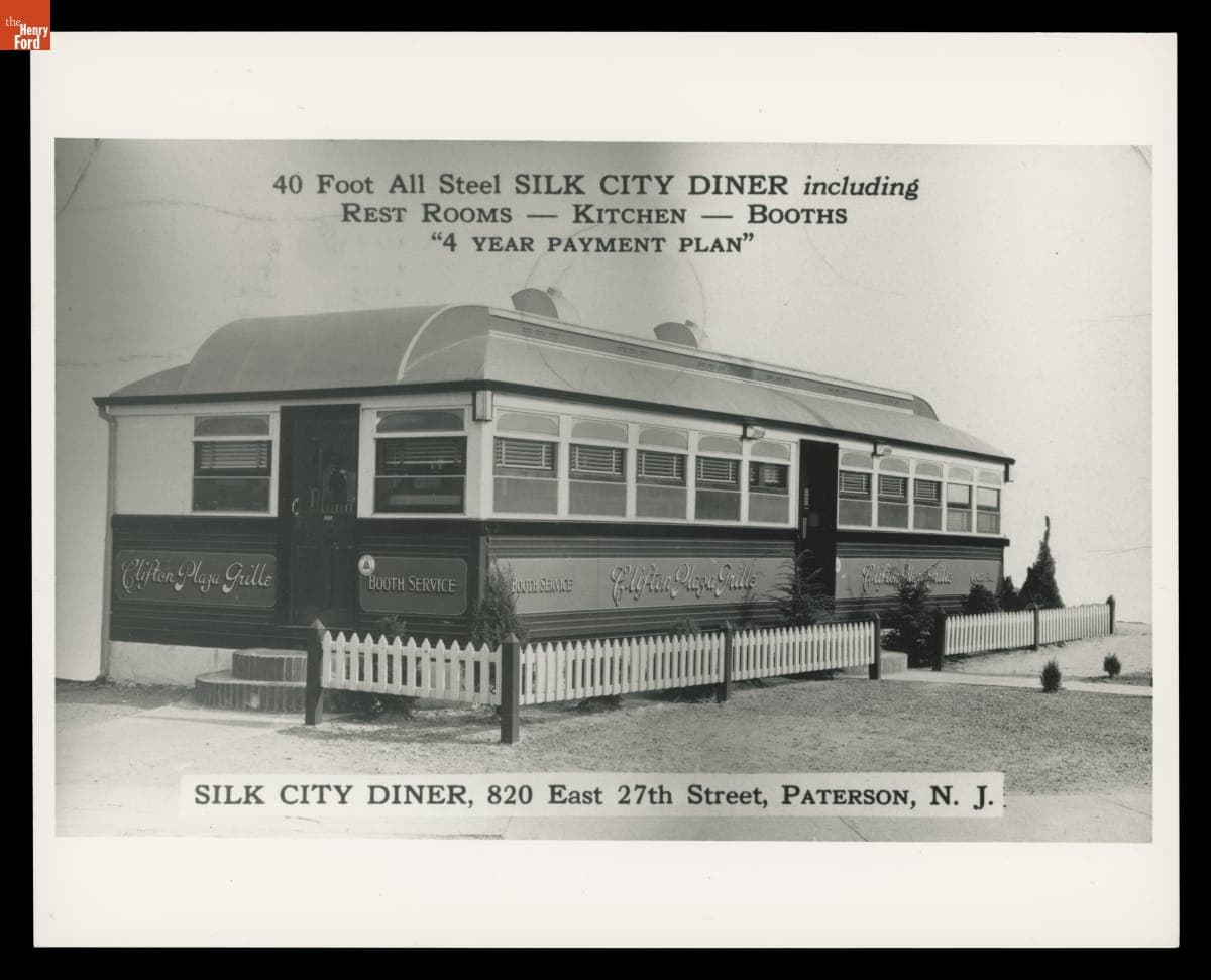 Advertisement for "40 Foot All-Steel Silk City Diners"
