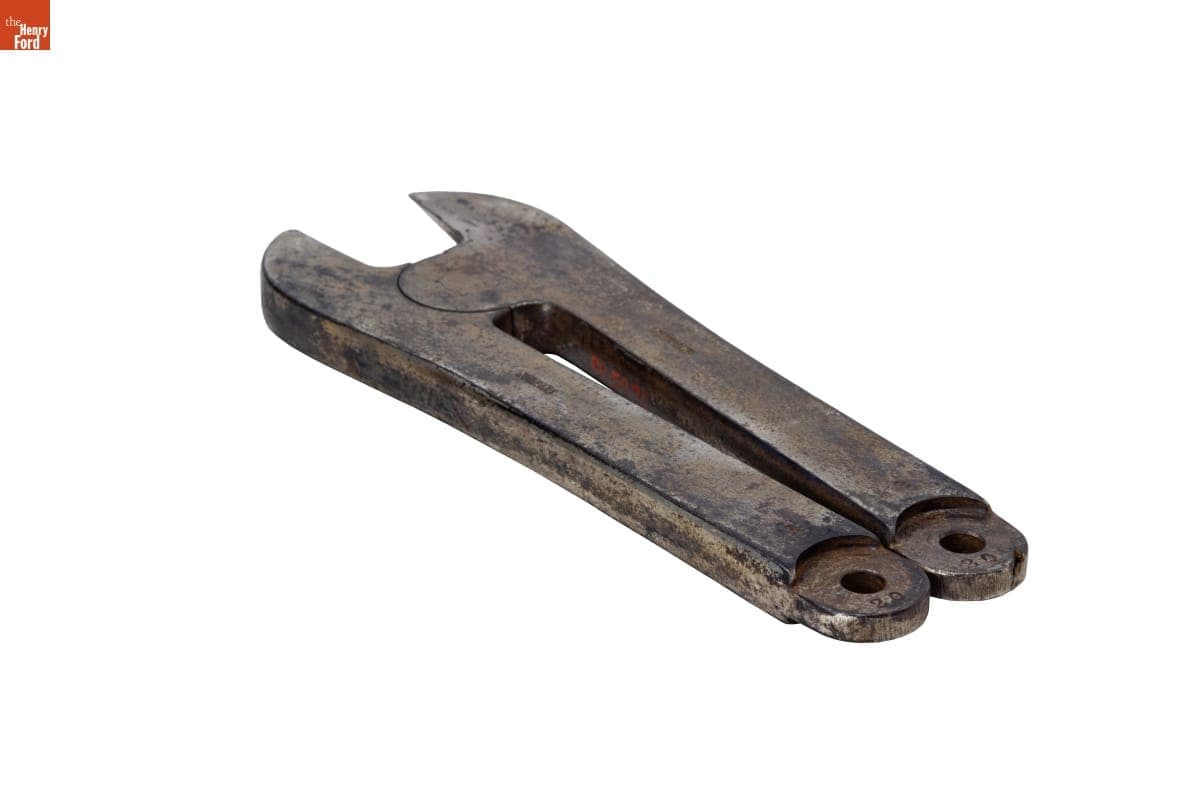 Open Molar Cutter, circa 1915