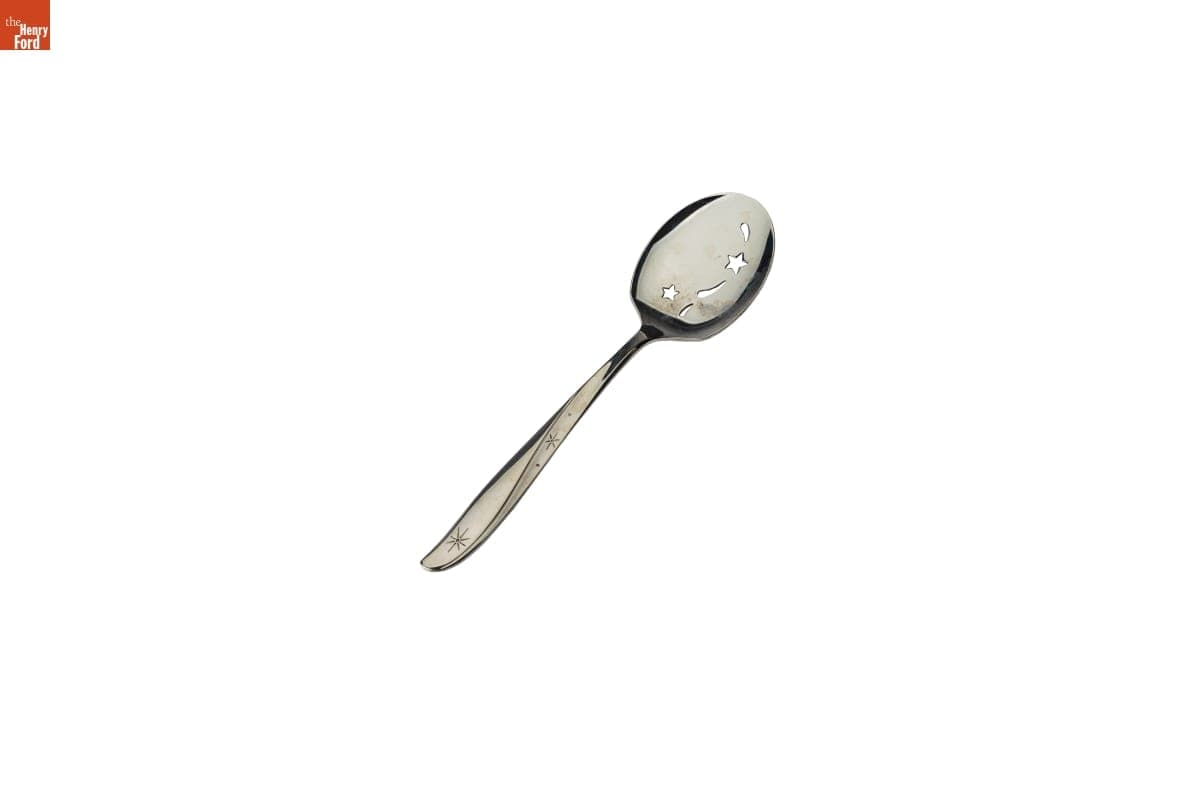 Oneida "Twin Star" Strainer Spoon, 1959-1965
