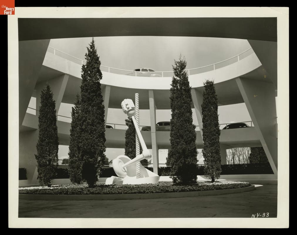 Isamu Noguchi's Fountain for the Ford Exhibit, New York World's Fair, 1939