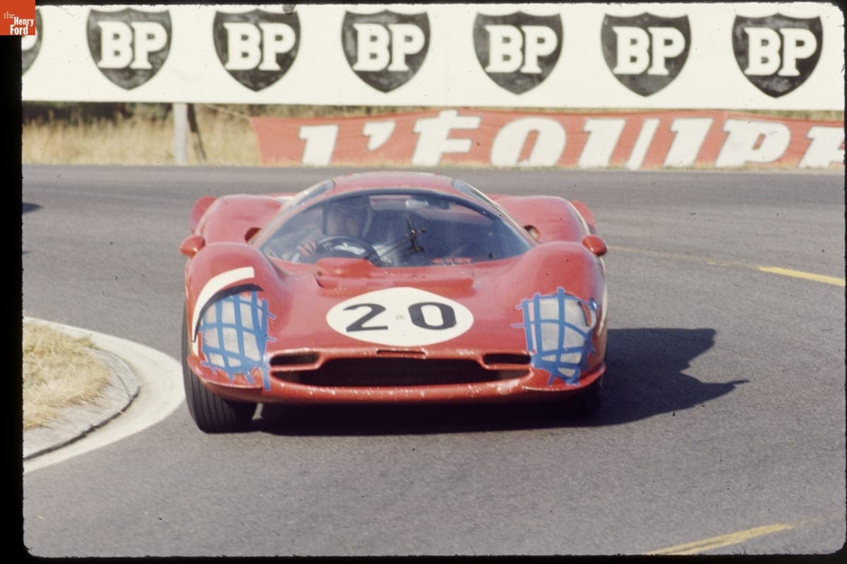 Ferrari 330 P3 Driven by Mike Parkes and Ludovico Scarfiotti at the 24 Heures du Mans (24 Hours of Le Mans) Race, June 1966