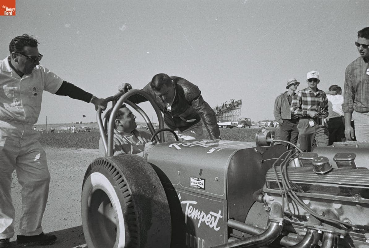 1961 Indianapolis 500 -- Item437
