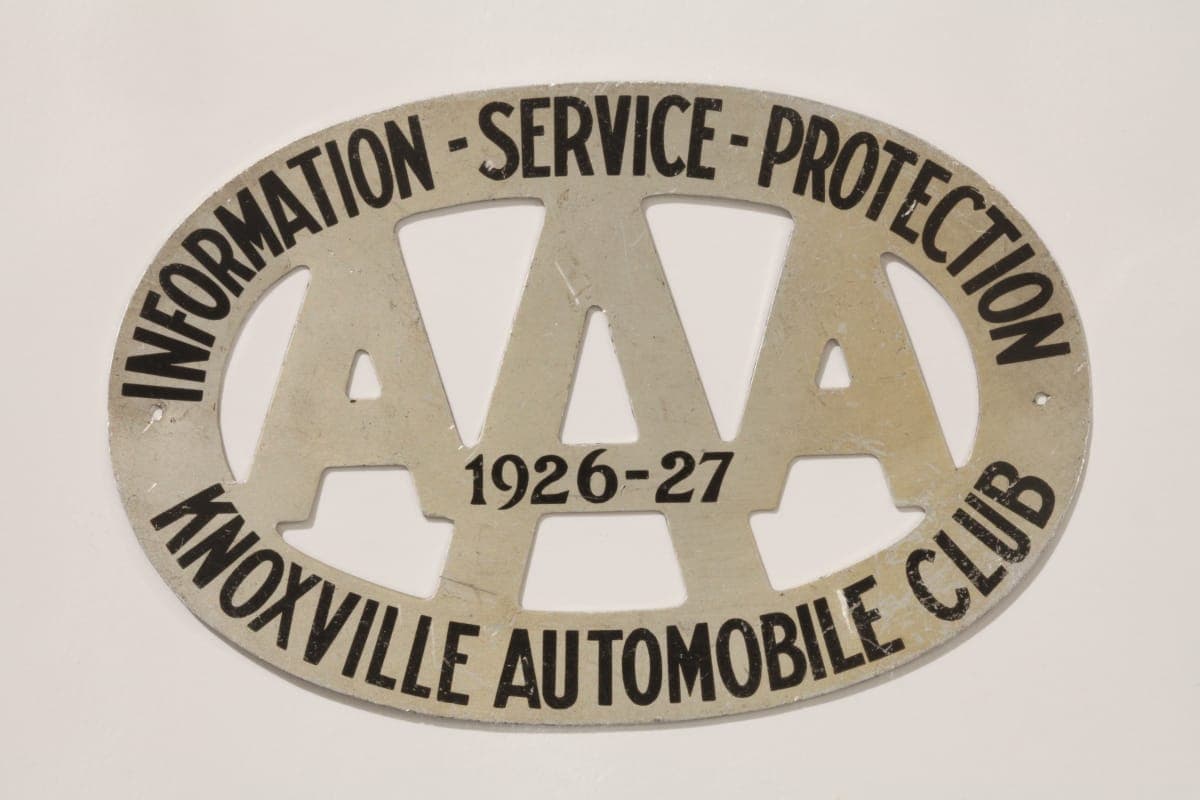 Knoxville Automobile Club Badge, 1926
