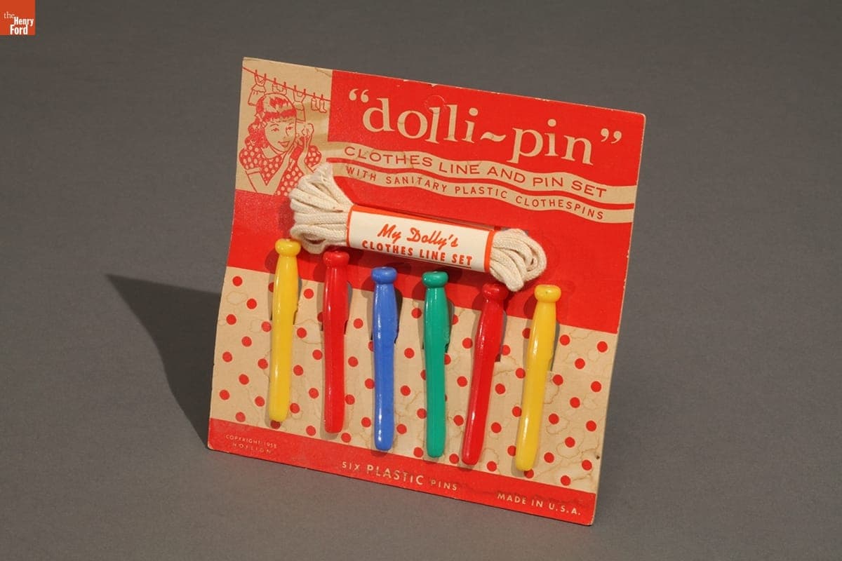 My Dolly's Clothes Line Set, 1958-1962