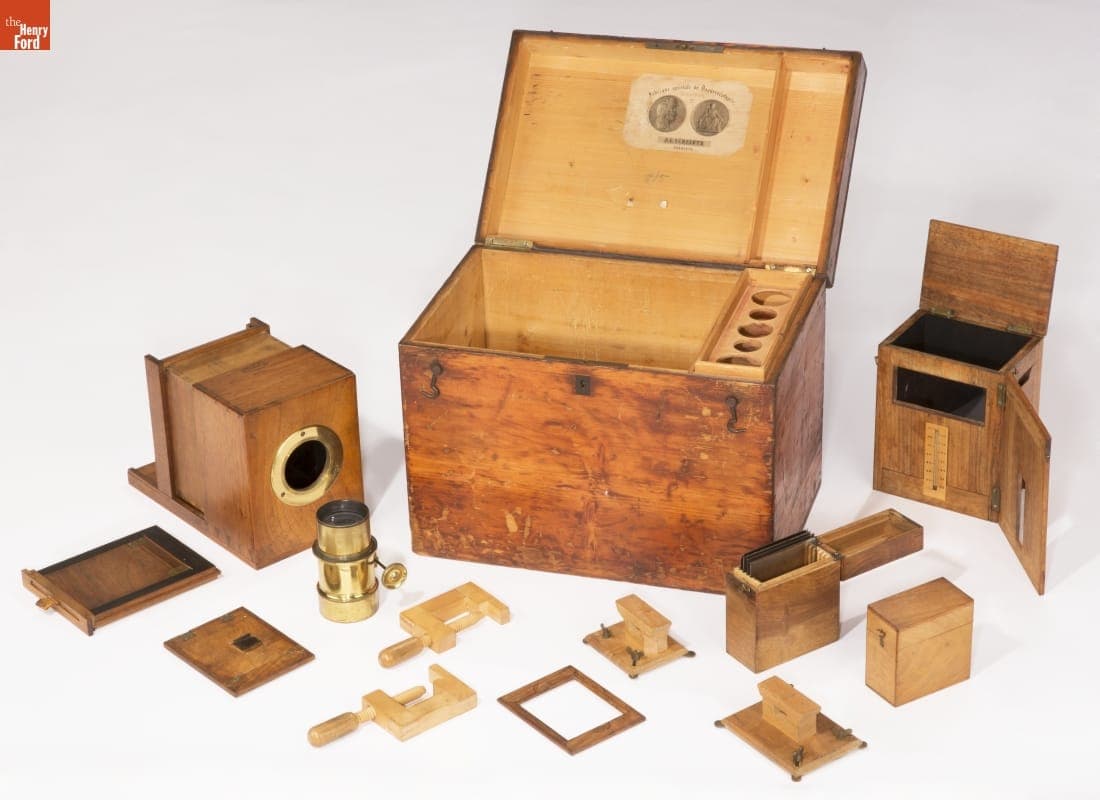 Daguerreotype View Camera and Accessories, 1850