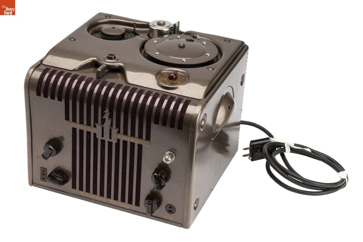 Webster-Chicago Model 181-1R Wire Recorder, Used by Thomas and Shirley Gibson