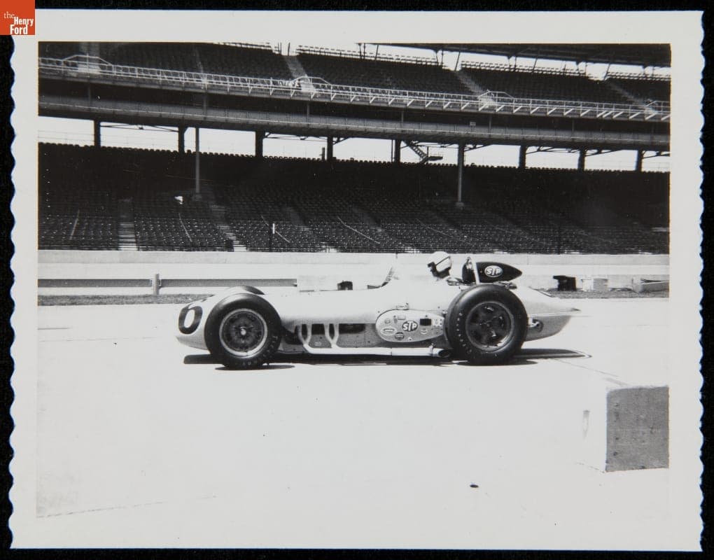 Bobby Unser--Photographs--Racing--1963 Indy Car and Sprints--Item25