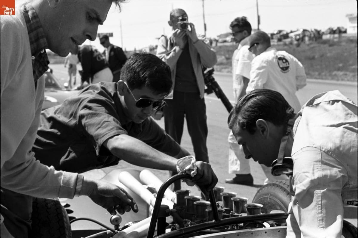 Player's 200 Race, Mosport Park, Canada, June 1964