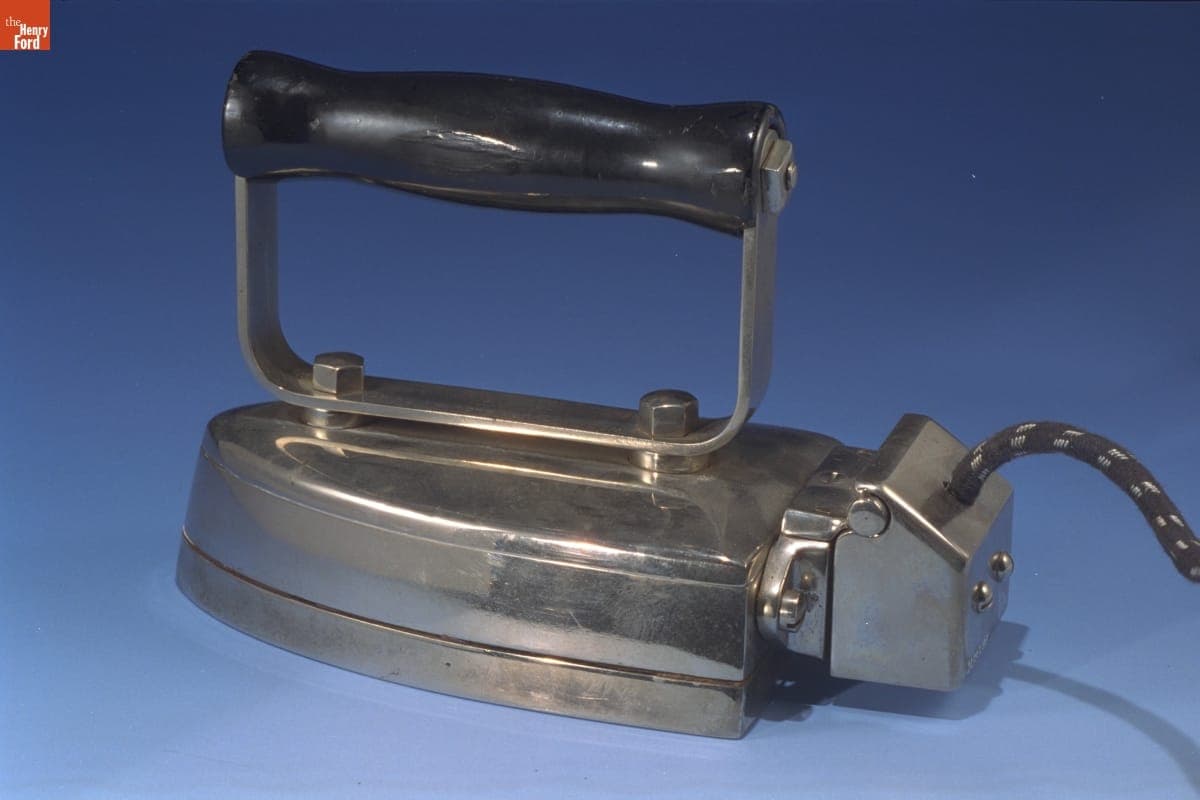 Electric Iron, 1909-1929