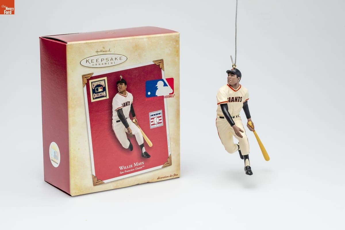 Hallmark "San Francisco Giants: Willie Mays" Christmas Ornament, 2004